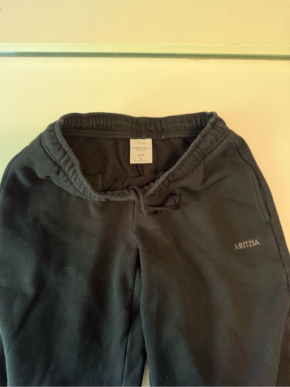 Matching Aritzia Sweatsuit - Picture 7 of 7